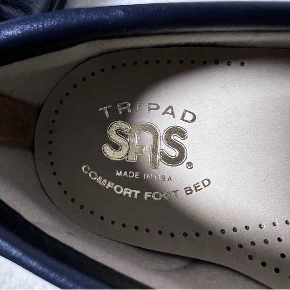 SAS Simplify Slip-On Loafer in Navy Size 11.5 Wide - Picture 11 of 14